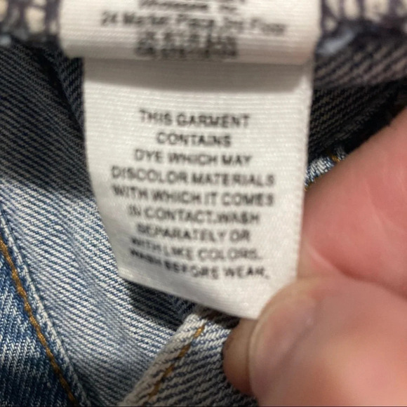 WE THE FREE Sz 27 Raw Hem Button Fly Denim Jean Shorts - Picture 7 of 9